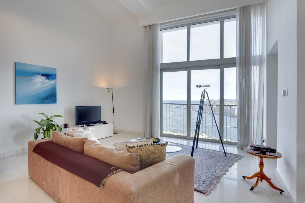 Marvellous Apartment In Tigne Point Sliema Exterior photo